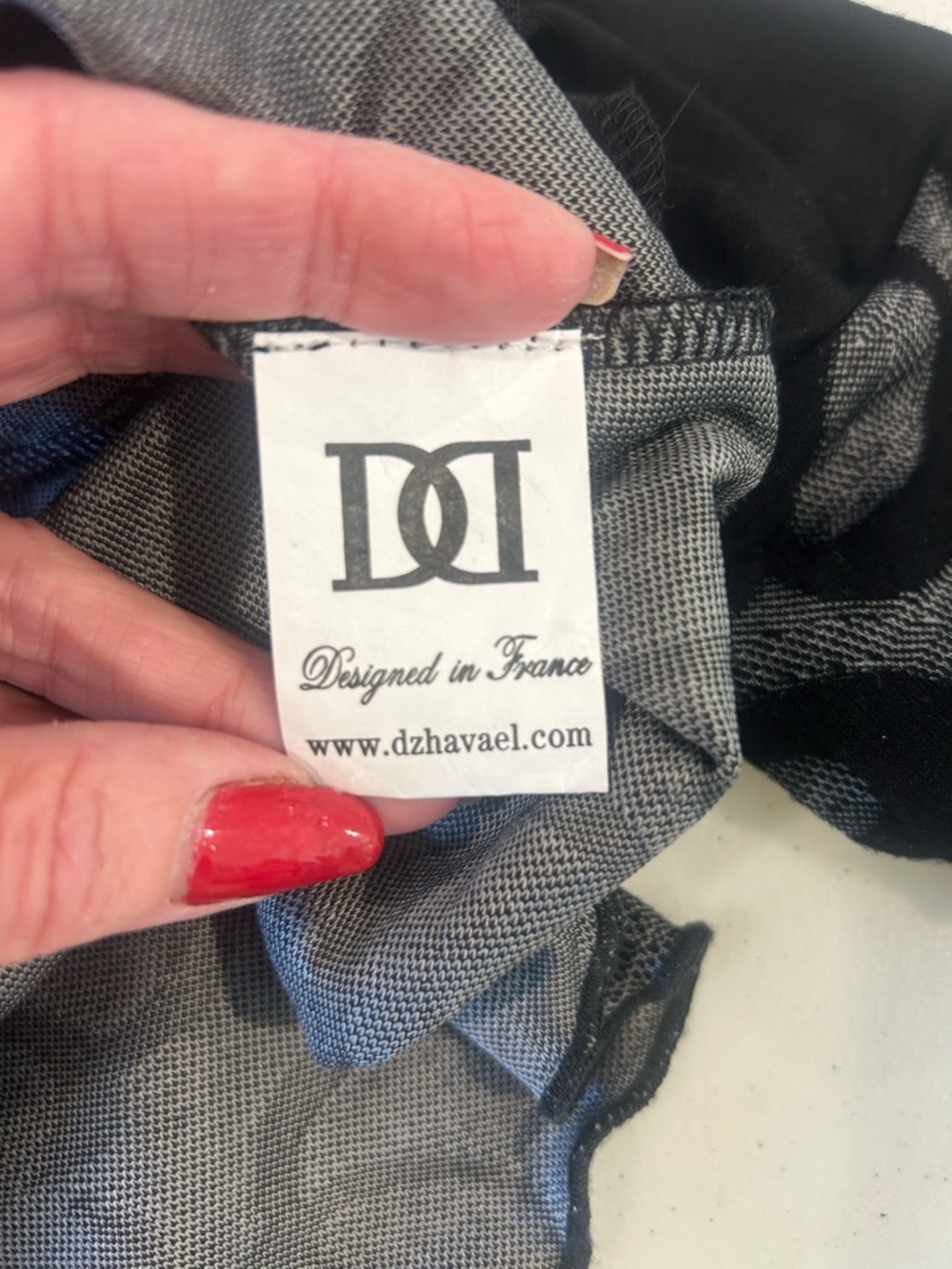 Gorgeous Black and Gray Ruffle-Trim Zip-Front Tunic❤️M - Picture 13 of 14